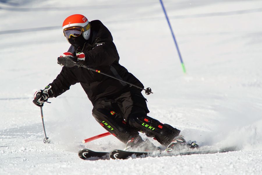 Slalom equipment includes shin and hand guards